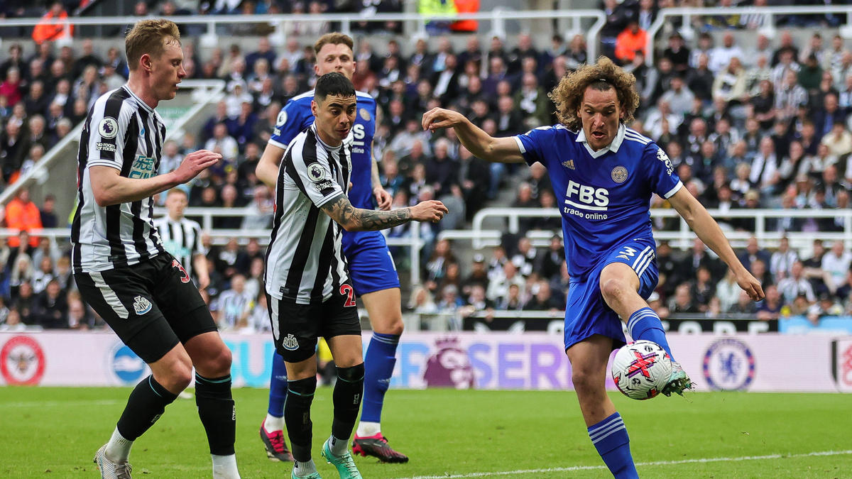 Ku Newcastle giành quyền dự Champions League